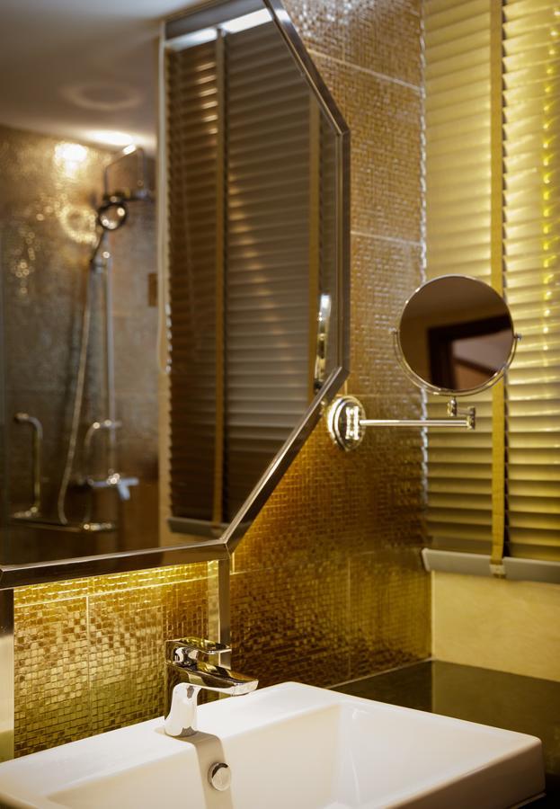 9 Suite Luxury Boutique Hotel Τσιάνγκ Μάι Εξωτερικό φωτογραφία